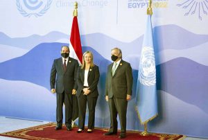Cop 27 di Sharm el-Sheikh - Giorgia Meloni con il presidente egiziano Al Sisi e il segretario generale Onu Antonio Guterres
