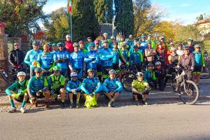 Sport - Mountain bike - La manifestazione "Pedalando verso la cantina"