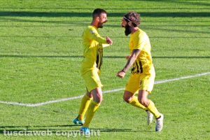 Sport - Calcio - Viterbese - L'esultanza di Volpicelli e Marotta