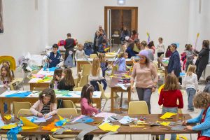 Il laboratorio artistico "Pagine a colori"