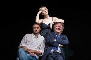 La commedia "S/coppia d-istruzioni"