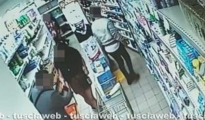 Tarquinia - Borseggiatori in azione alla Conad