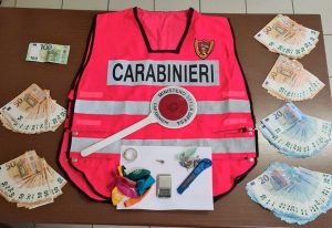 Terni - Carabinieri - I soldi e la droga ritrovati