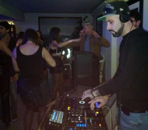 Montalto Marina - Il dj Alberto Dedo Ancorwa alla serata "La dolce vita"