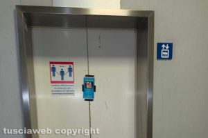 Viterbo - Uno degli ascensori all'ospedale di Belcolle