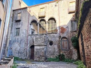 Viterbo - Palazzo Calabresi