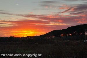 Tramonto dalla zona archeologica della Banditaccia