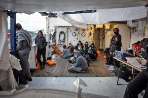 Migranti a bordo dell'ong Humanity 1