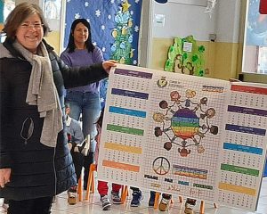 Acquapendente - La sindaca Terrosi con il calendario della pace