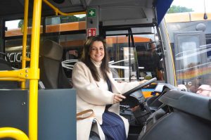 Viterbo - La sindaca Frontini su un bus Francigena