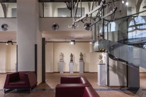 Viterbo - La mostra "Fakes"