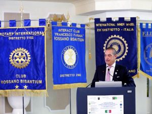 Il presidente del Rotary club Viterbo Scorzino al forum agricoltura di Rossano