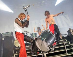 Las Vegas - I Maneskin rompono gli strumenti sul palco