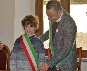 Il sindaco Pietro Nocchi con il nuovo eletto Flavio Cavalieri