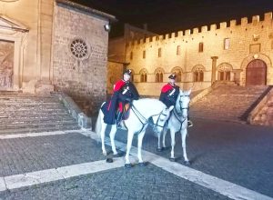 Viterbo - Carabinieri a cavallo