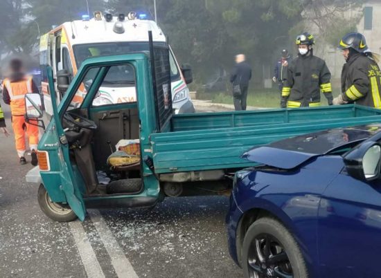 Acquapendente - Auto contro apetto
