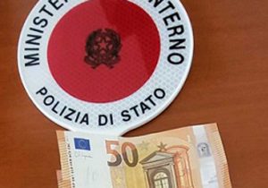 Viterbo - Il denaro sequestrato dalla polizia