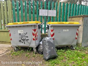 Viterbo - La scuola di via Carlo Cattaneo