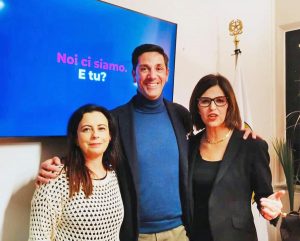 Alessandra Ortenzi e Maria Lucia Ianicali con Felice Casini