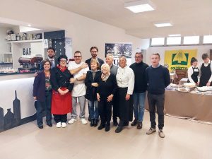 Civitavecchia - Primo assaggio dell'olio di Traiano