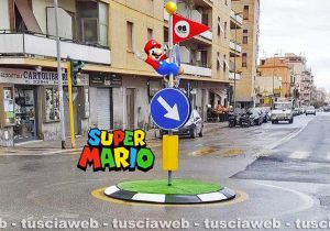 Civitavecchia - Uno dei meme sulle nuove rotonde