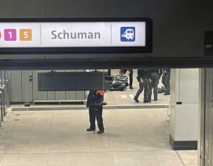 Bruxelles - Accoltellamento alla stazione Schuman