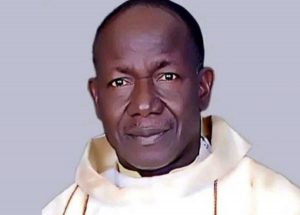 Padre Isaac Achi