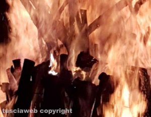 Tuscania - Il fuoco di Sant’Antonio