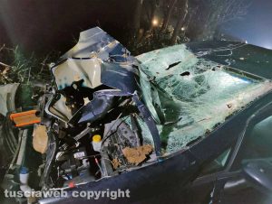 Scontro auto-trattore in strada Ombrone, due feriti gravi