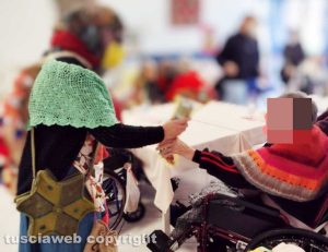 Viterbo - Le Befane dalla calza più lunga del mondo a Villa Benedetta