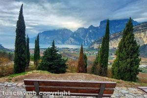 La panchina sul lago di Garda