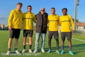 Sport - Calcio - Viterbese - Il presidente Marco Romano con i primi quattro nuovi acquisti