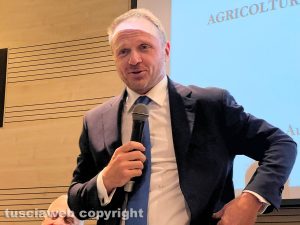 Viterbo - Il ministro dell’agricoltura e della sovranità alimentare Francesco Lollobrigida all'assemblea di Confagricoltura