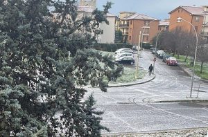 Viterbo - Il ghiaccio sulle strade nel capoluogo