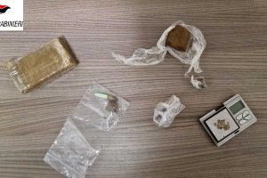 Le sostanze stupefacenti sequestrate a Sutri