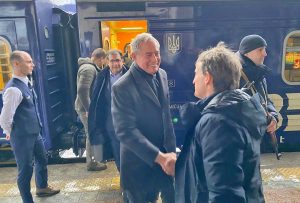 Il ministro del Made in Italy Adolfo Urso a Kiev