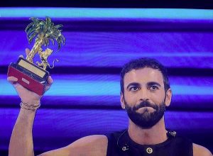 Marco Mengoni fa il bis all’Ariston e vince il festival di Sanremo 2023