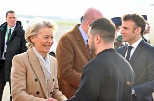 Zelensky arriva a Bruxelles