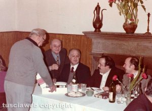 Maurizio Costanzo a cena da Checcarello con l’associazione Amici di San Faustino