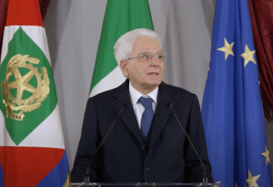 Sergio Mattarella alla cerimonia di consegna dei premi Alfieri