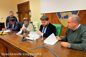 La firma del protocollo d'intesa