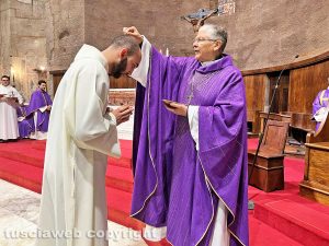 Viterbo - Mercoledì delle ceneri - Il vescovo Orazio Francesco Piazza