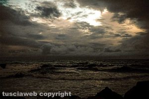 Il mare di Ladispoli all'imbrunire