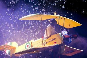 Lo spettacolo "Controvento"