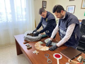 Guardia di finanza - Giro di droga ad Ardea