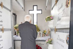 Sergio Mattarella a Casal di Principe sulla tomba di don Peppe Diana