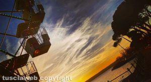 La ruota panoramica sul lungolago Bolsena
