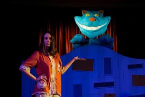 Una scena di "Alice nel paese delle meraviglie"