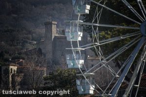 Bolsena - Ruota panoramica con Rocca Monaldeschi