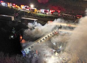 Scontro fra treni in Grecia